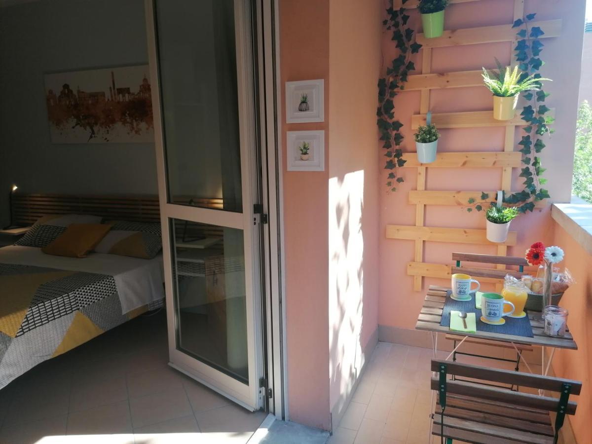 Area33 Guest House ボローニャ エクステリア 写真